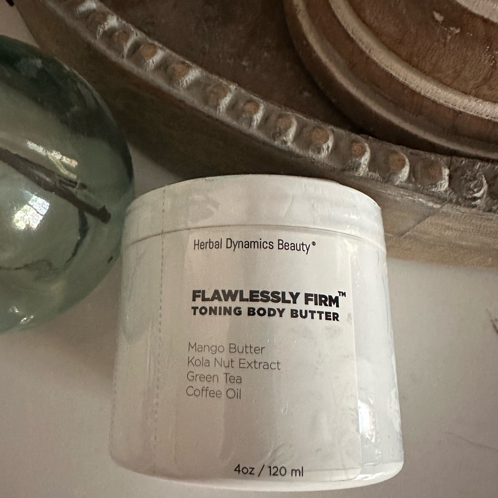 Herbal Dynamics Beauty Flawlessly Firm Body Butter New in Container